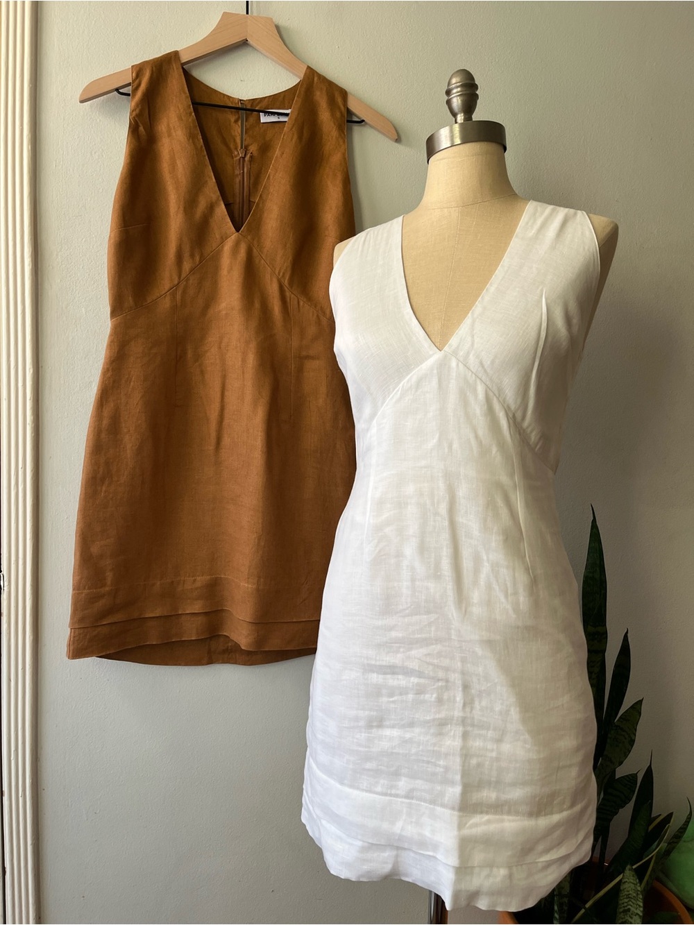 Pampelone• NWOT• Brown & White Linen Dresses Bundle• Sz S
